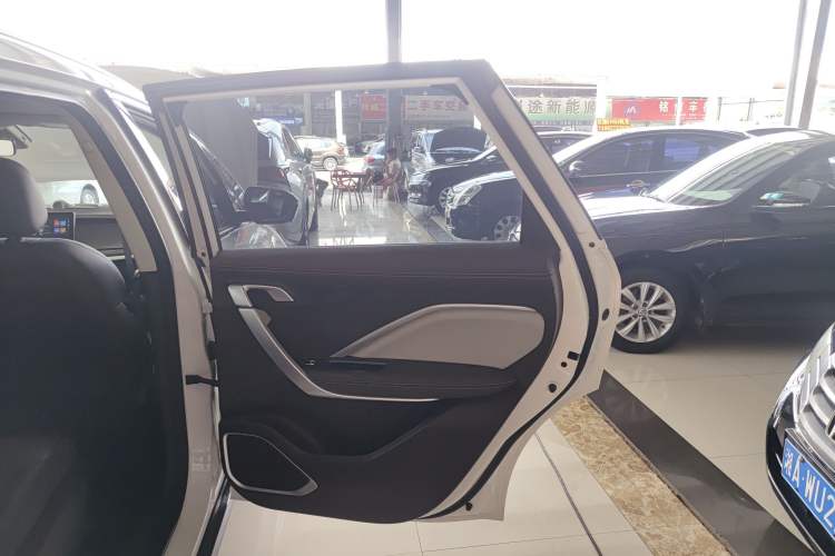 Used Geely Auto Jiajie 2021 1.8TD DCT Luxury Model Interior 6