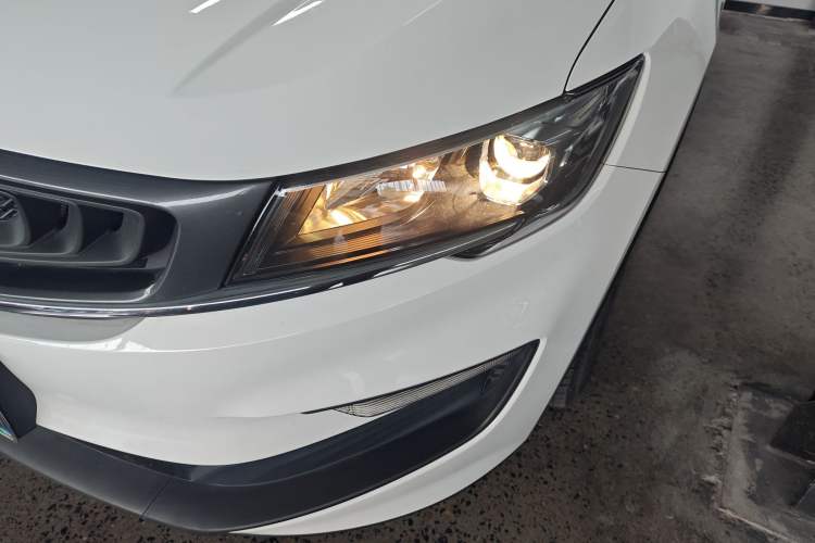 Used Geely Auto Jiajie 2021 1.8TD DCT Comfort Model Left Front Headlight