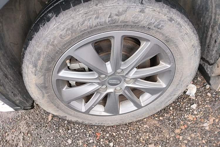 Used Geely Auto Jiajie 2021 1.8TD DCT Comfort Model Left Front Wheel Hub