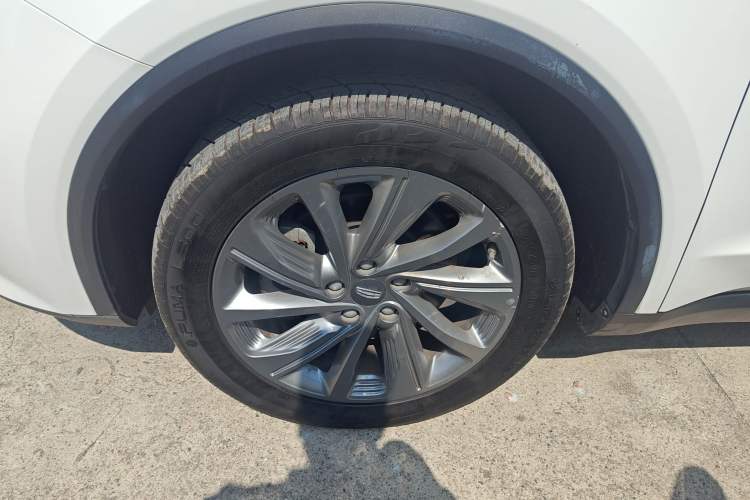 Used Geely Auto Jiajie 2021 1.8TD DCT Luxury Model Left Front Wheel Hub