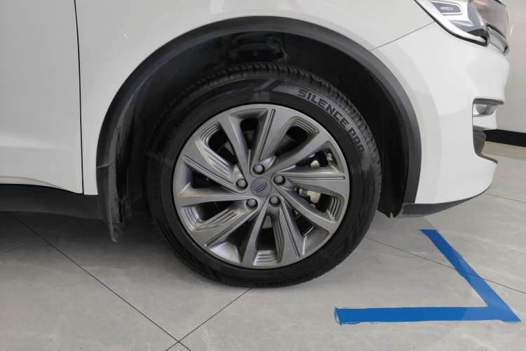 Used Geely Auto Jiajie 2021 1.8TD DCT Luxury Model Left Front Wheel Hub
