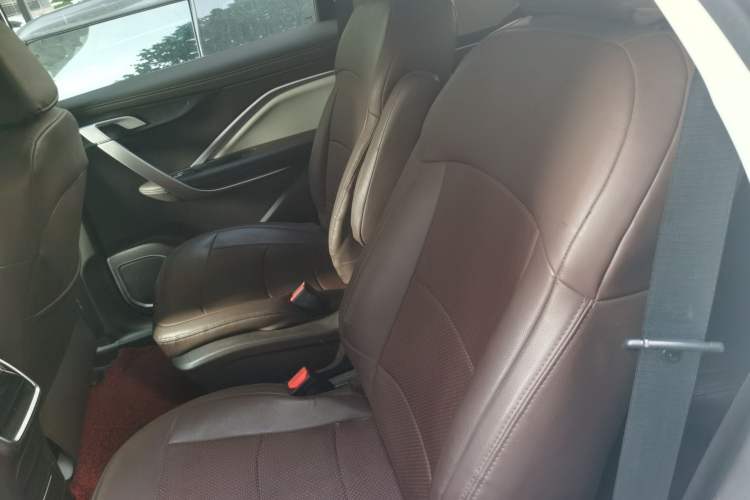 Used Geely Auto Jiajie 2021 1.8TD DCT Luxury Model Left Rear Seat