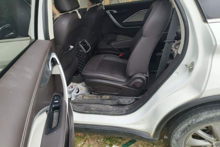 Used Geely Auto Jiajie 2021 1.8TD DCT Comfort Model Left Rear Seat