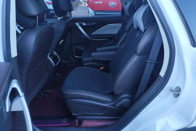 Used Geely Auto Jiajie 2021 1.8TD DCT Luxury Model Left Rear Seat
