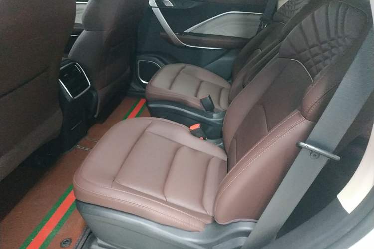Used Geely Auto Jiajie 2021 1.8TD DCT Luxury Model Left Rear Seat
