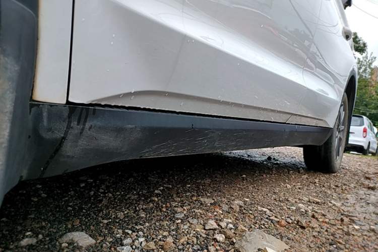 Used Geely Auto Jiajie 2021 1.8TD DCT Comfort Model Left Side Sill