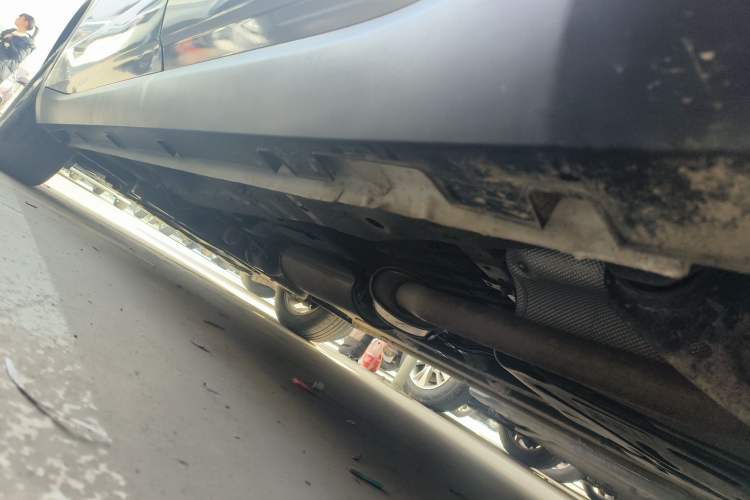 Used Geely Auto Jiajie 2021 1.8TD DCT Comfort Model Left Side Sill