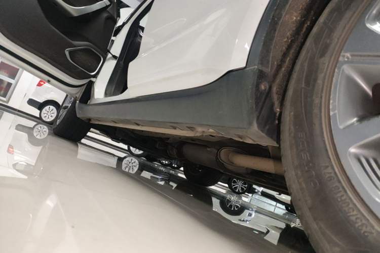Used Geely Auto Jiajie 2021 1.8TD DCT Luxury Model Left Side Sill