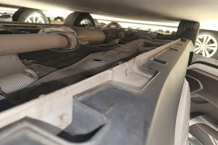 Used Geely Auto Jiajie 2021 1.8TD DCT Luxury Model Left Side Sill