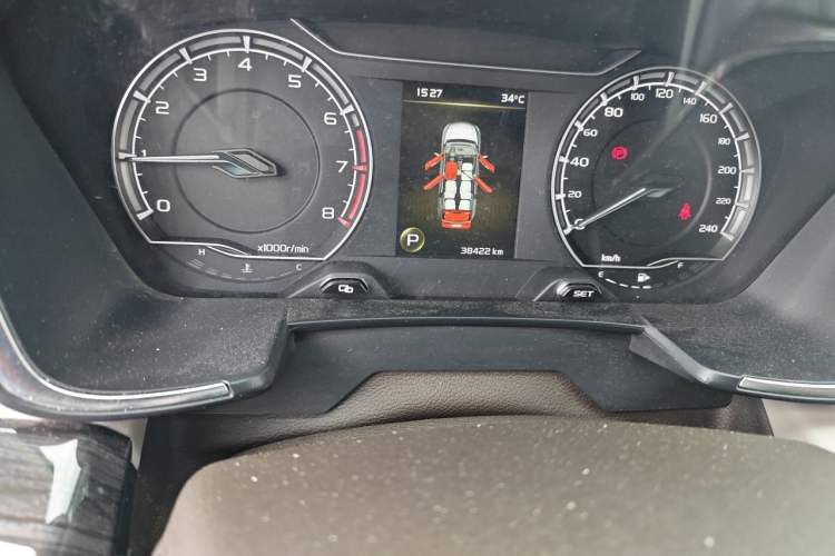 Used Geely Auto Jiajie 2021 1.8TD DCT Comfort Model Odometer Close Up