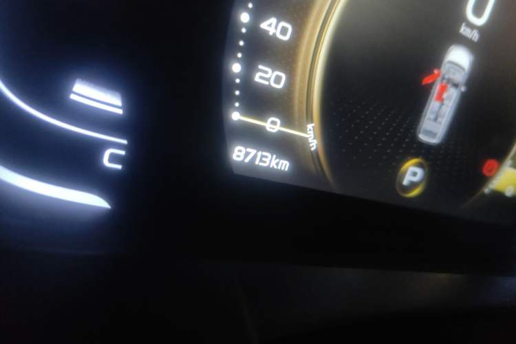 Used Geely Auto Jiajie 2021 1.8TD DCT Luxury Model Odometer Close Up