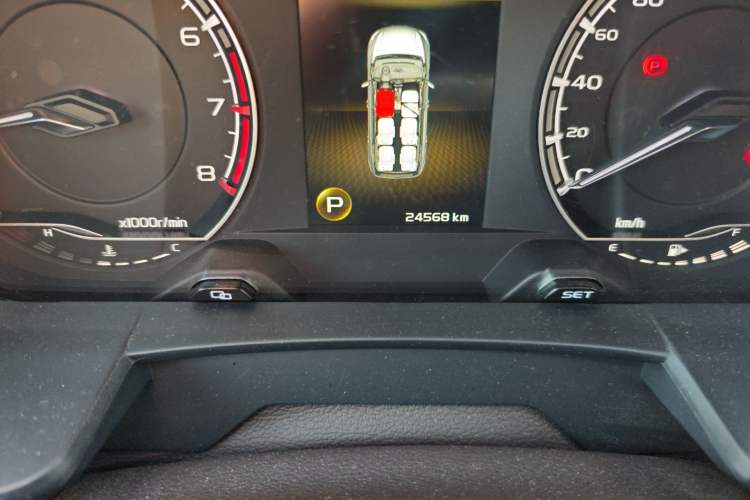 Used Geely Auto Jiajie 2021 1.8TD DCT Comfort Model Odometer Close Up