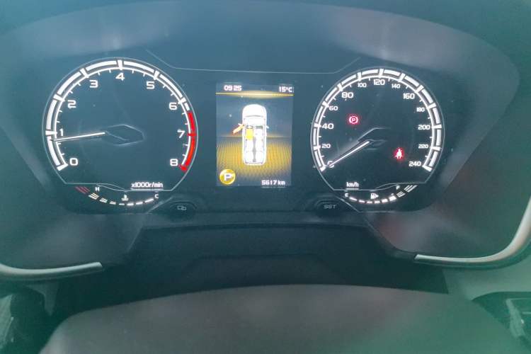 Used Geely Auto Jiajie 2021 1.8TD DCT Comfort Model Odometer Close Up
