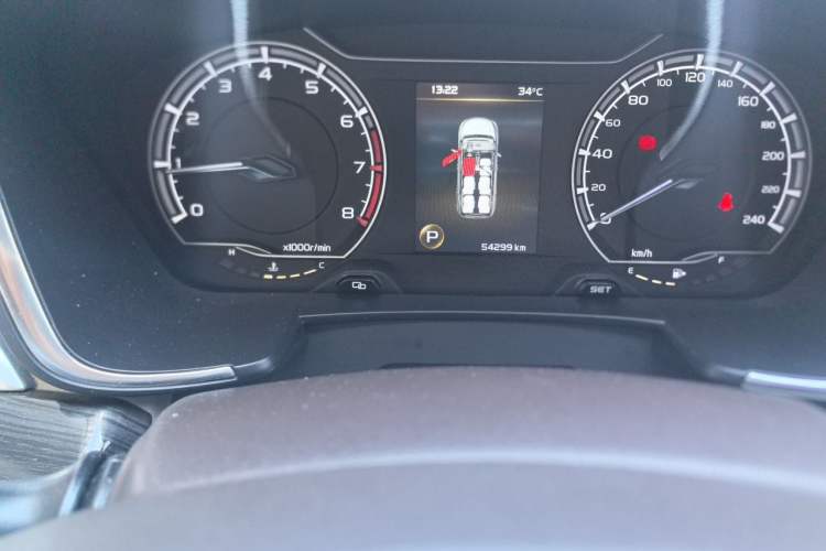 Used Geely Auto Jiajie 2021 1.8TD DCT Comfort Model Odometer Close Up