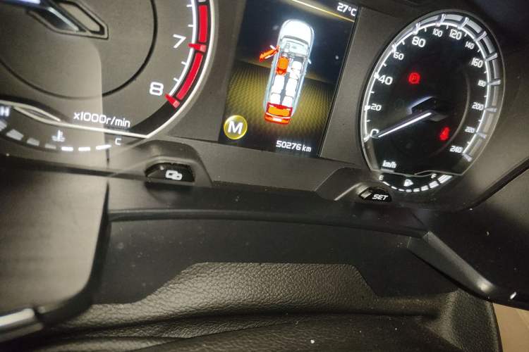 Used Geely Auto Jiajie 2021 Zhijing 1.5TD Manual Standard Model Odometer Close Up