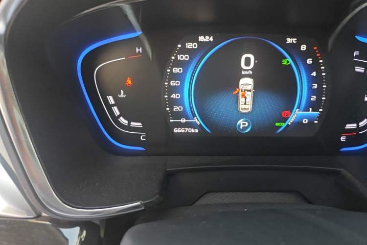 Used Geely Auto Jiajie 2021 1.8TD DCT Luxury Model Odometer Close Up