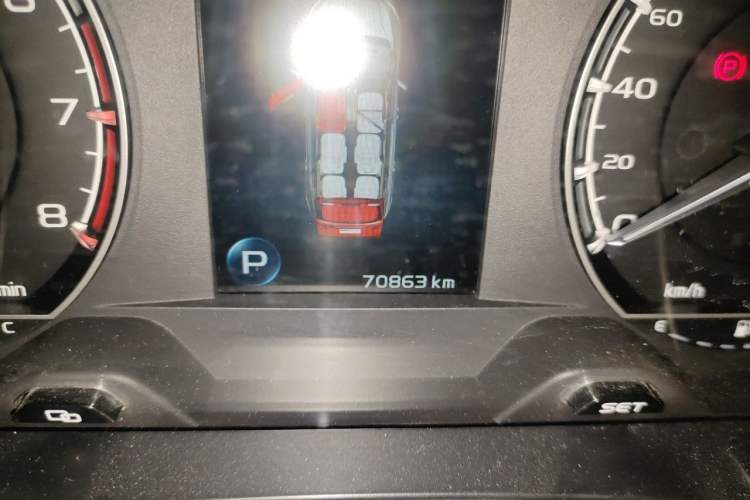 Used Geely Auto Jiajie 2021 1.8TD DCT Standard Edition Odometer Close Up