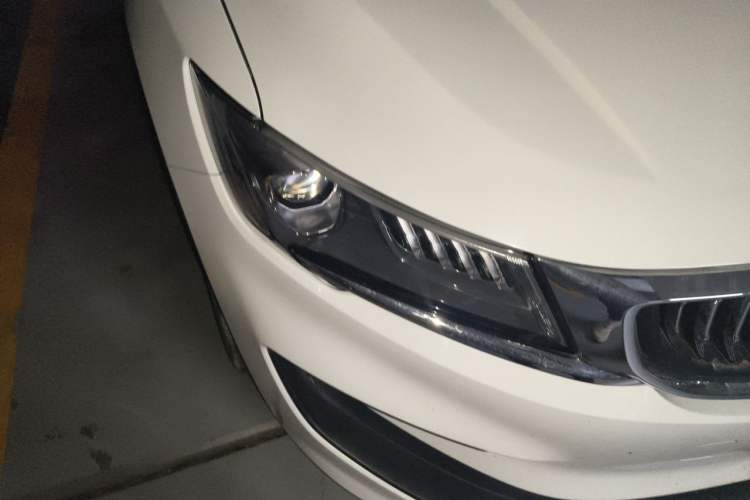 Used Geely Auto Jiajie 2021 1.8TD DCT Luxury Model Right Front Headlight