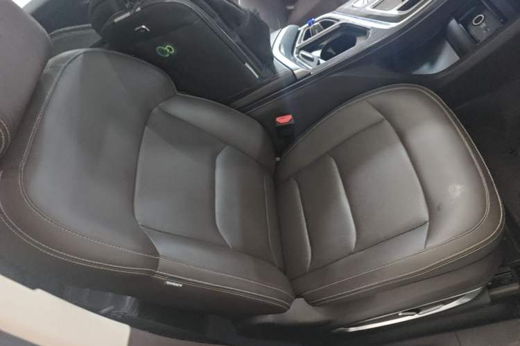 Used Geely Auto Jiajie 2021 Zhiqing 1.5TD DCT Luxury Model Right Front Seat