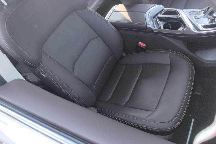 Used Geely Auto Jiajie 2021 Zhiqing 1.5TD DCT Luxury Model Right Front Seat