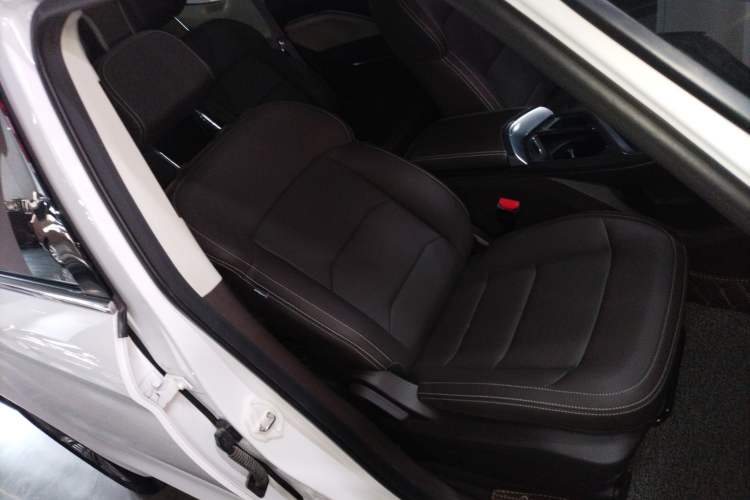 Used Geely Auto Jiajie 2021 1.8TD DCT Luxury Model Right Front Seat