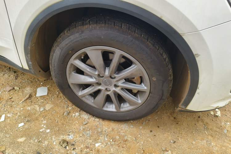 Used Geely Auto Jiajie 2021 1.8TD DCT Comfort Model Right Front Wheel Hub