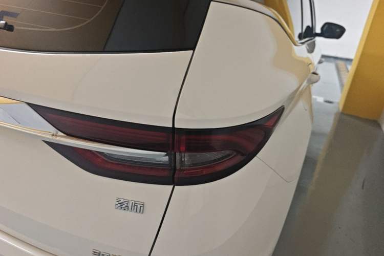 Used Geely Auto Jiajie 2021 Zhiqing 1.5TD DCT Luxury Model Right Rear Taillight