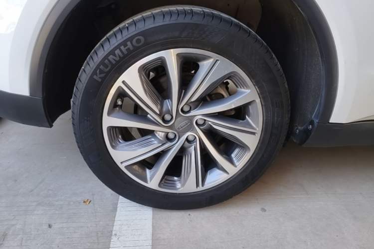 Used Geely Auto Jiajie 2021 Zhiqing 1.5TD DCT Luxury Model Right Rear Wheel Hub