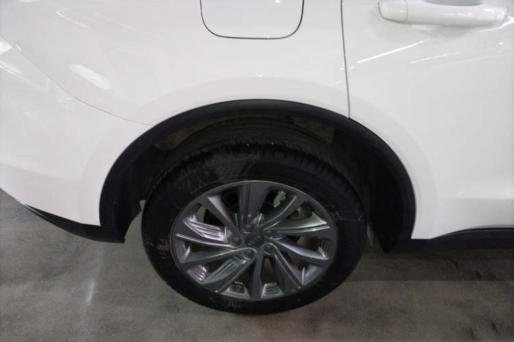 Used Geely Auto Jiajie 2021 1.8TD DCT Luxury Model Right Rear Wheel Hub