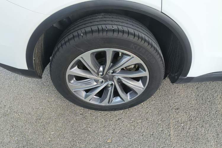 Used Geely Auto Jiajie 2021 Zhiqing 1.5TD DCT Luxury Model Right Rear Wheel Hub