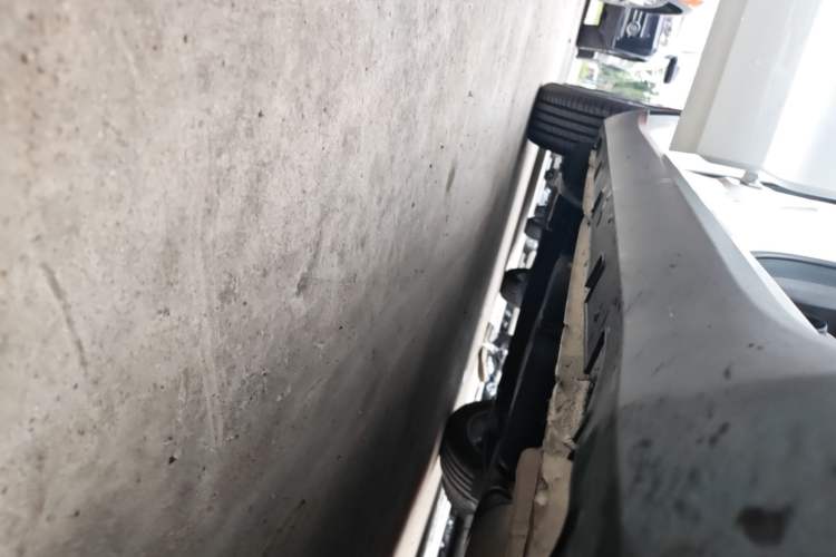 Used Geely Auto Jiajie 2021 1.8TD DCT Luxury Model Right Side Sill