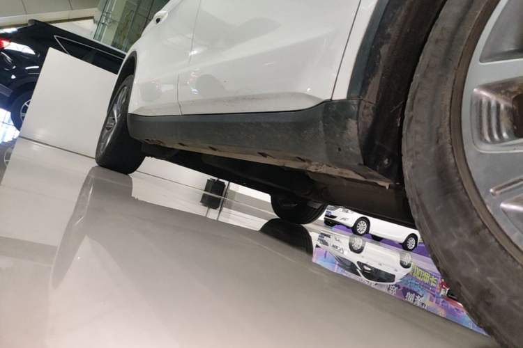 Used Geely Auto Jiajie 2021 1.8TD DCT Luxury Model Right Side Sill