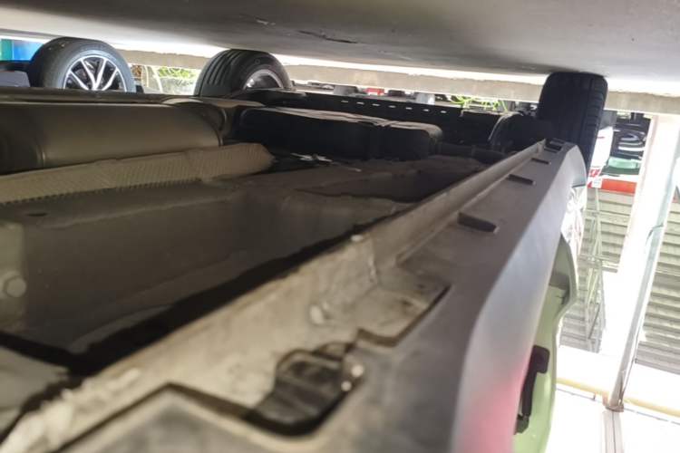Used Geely Auto Jiajie 2021 1.8TD DCT Luxury Model Right Side Sill