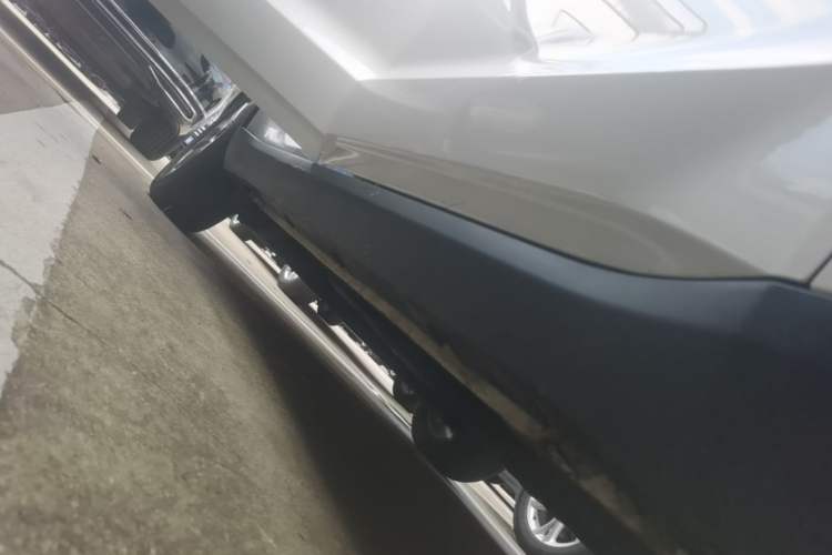Used Geely Auto Jiajie 2021 1.8TD DCT Comfort Model Right Side Sill
