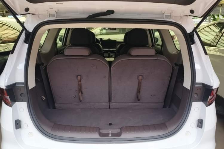 Used Geely Auto Jiajie 2021 1.8TD DCT Luxury Model Trunk