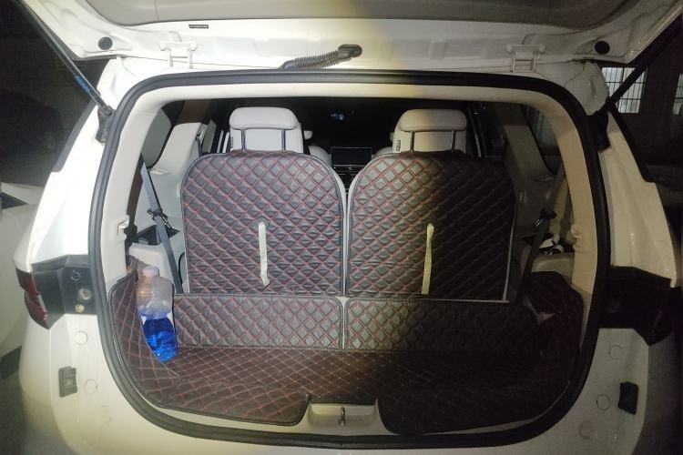 Used Geely Auto Jiajie 2021 Zhijing 1.5TD Manual Standard Model Trunk