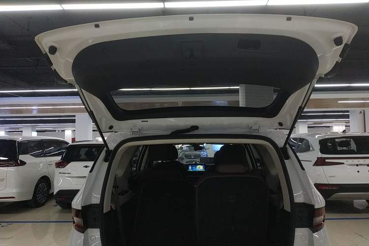 Used Geely Auto Jiajie 2021 1.8TD DCT Luxury Model Trunk