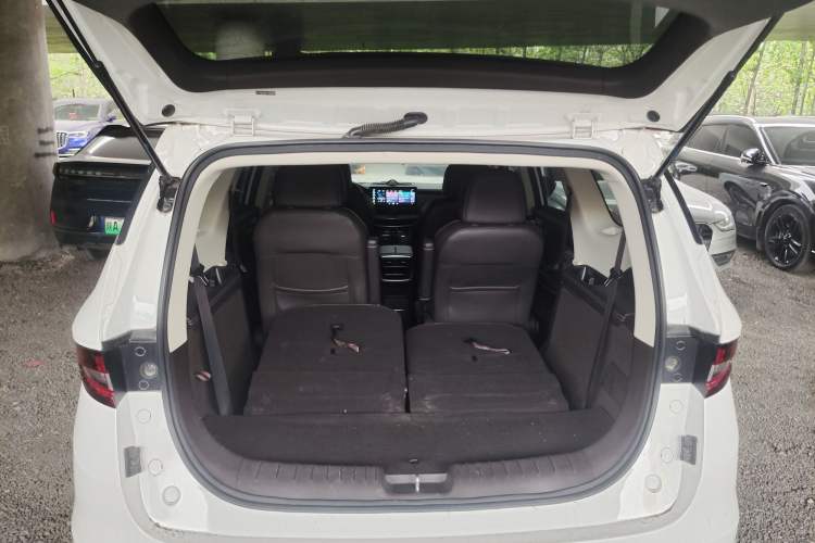 Used Geely Auto Jiajie 2021 1.8TD DCT Luxury Model Trunk