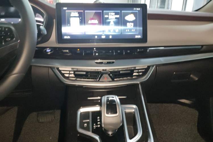Used Geely Auto Jiajie 2022 1.8TD DCT Platinum Comfort Model Audio And AC Panel