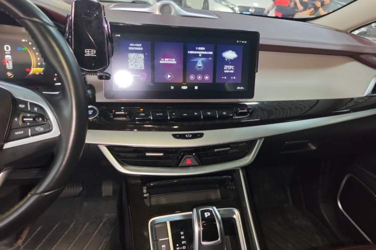 Used Geely Auto Jiajie 2022 1.8TD DCT Platinum Luxury Edition Audio And AC Panel