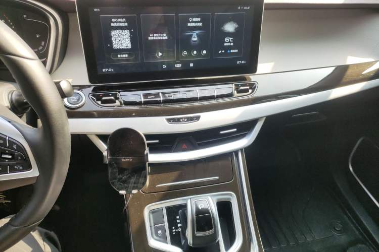 Used Geely Auto Jiajie 2022 1.8TD DCT Platinum Luxury Edition Audio And AC Panel