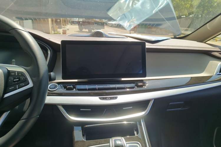 Used Geely Auto Jiajie 2022 1.8TD DCT Platinum Luxury Edition Audio And AC Panel