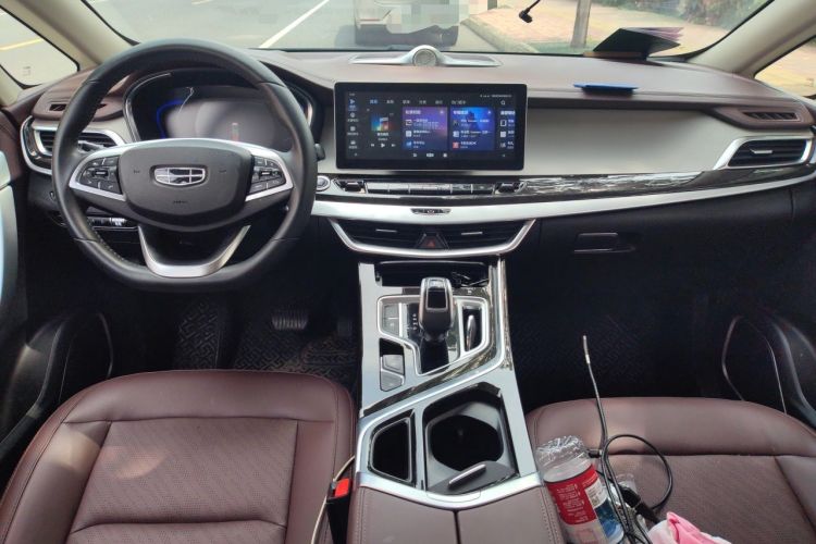 Used Geely Auto Jiajie 2022 1.8TD DCT Platinum Luxury Edition Center Console