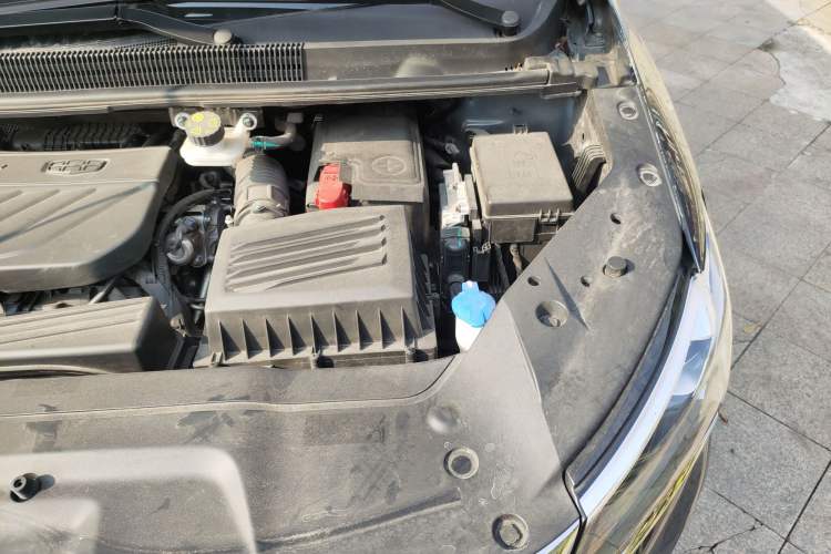 Used Geely Auto Jiajie 2022 1.8TD DCT Platinum Luxury Edition Engine Bay Left