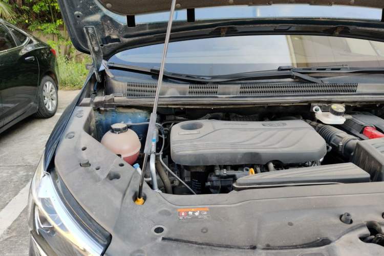Used Geely Auto Jiajie 2022 1.8TD DCT Platinum Luxury Edition Engine Bay Right