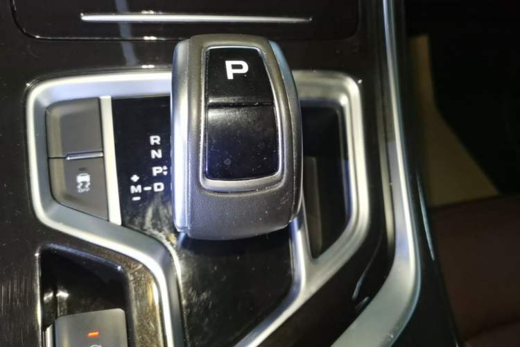 Used Geely Auto Jiajie 2022 1.8TD DCT Platinum Luxury Edition Gear Lever