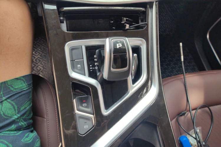 Used Geely Auto Jiajie 2022 1.8TD DCT Platinum Luxury Edition Gear Lever