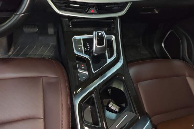 Used Geely Auto Jiajie 2022 1.8TD DCT Platinum Luxury Edition Gear Lever