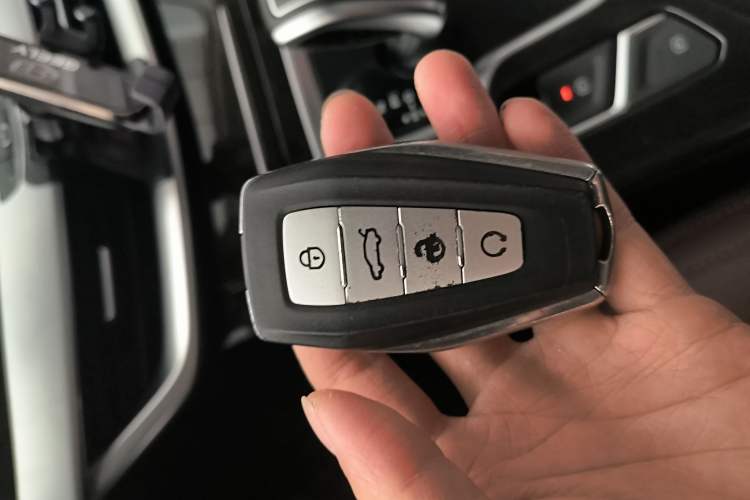 Used Geely Auto Jiajie 2022 1.8TD DCT Platinum Luxury Edition Interior 1