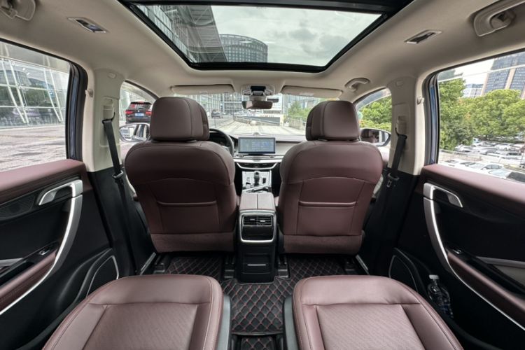 Used Geely Auto Jiajie 2022 1.8TD DCT Platinum Luxury Edition Interior 15